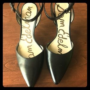 NWB Sz 7 black Sam Edelman heels ankle strap